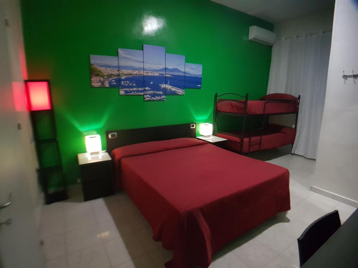 Hotel Ginevra Napoli Bagian luar foto