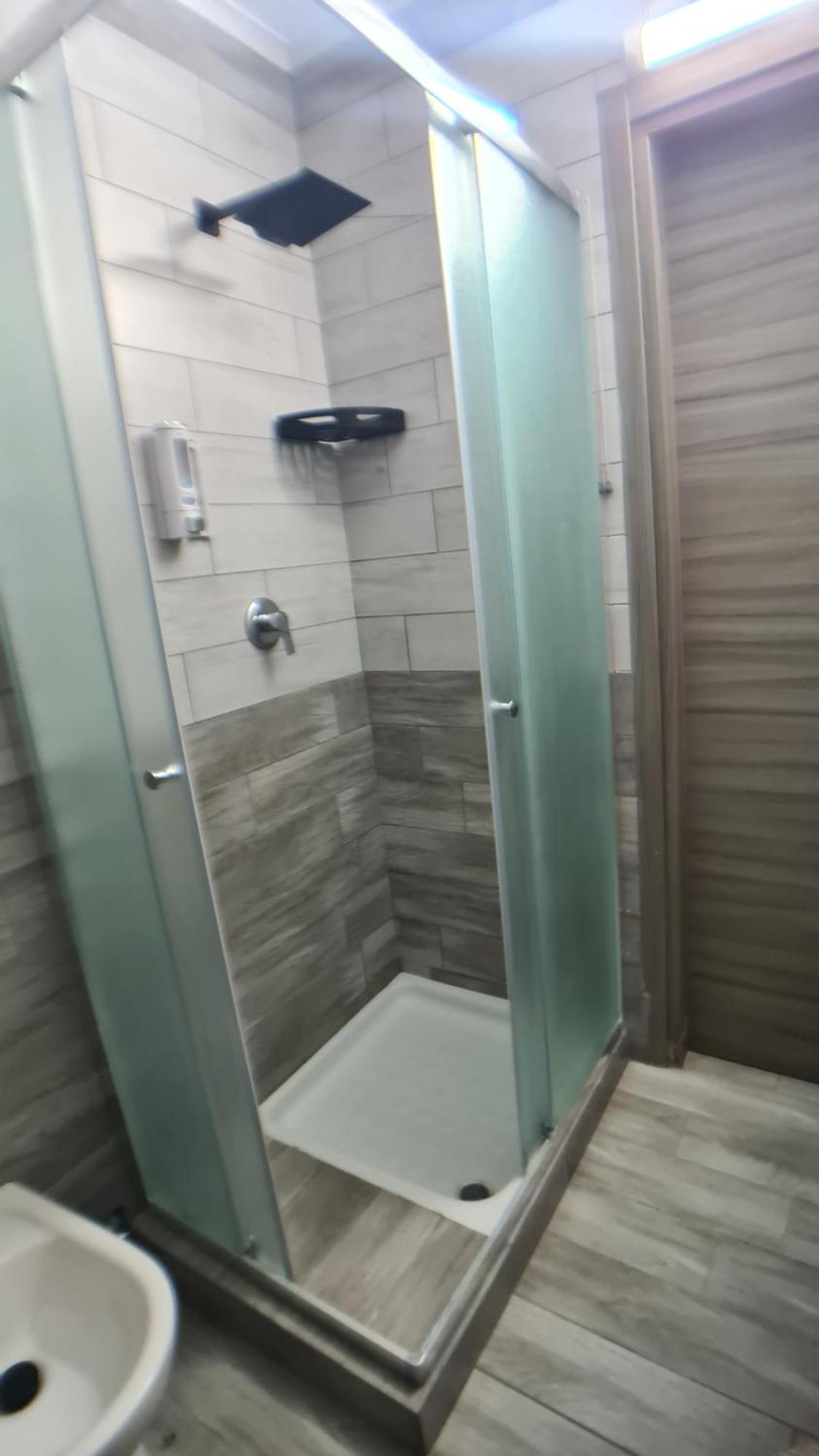 Hotel Ginevra Napoli Bagian luar foto