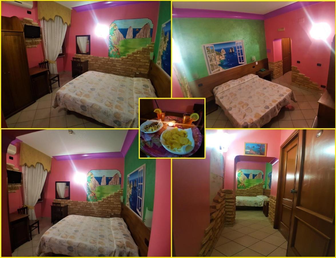Hotel Ginevra Napoli Bagian luar foto